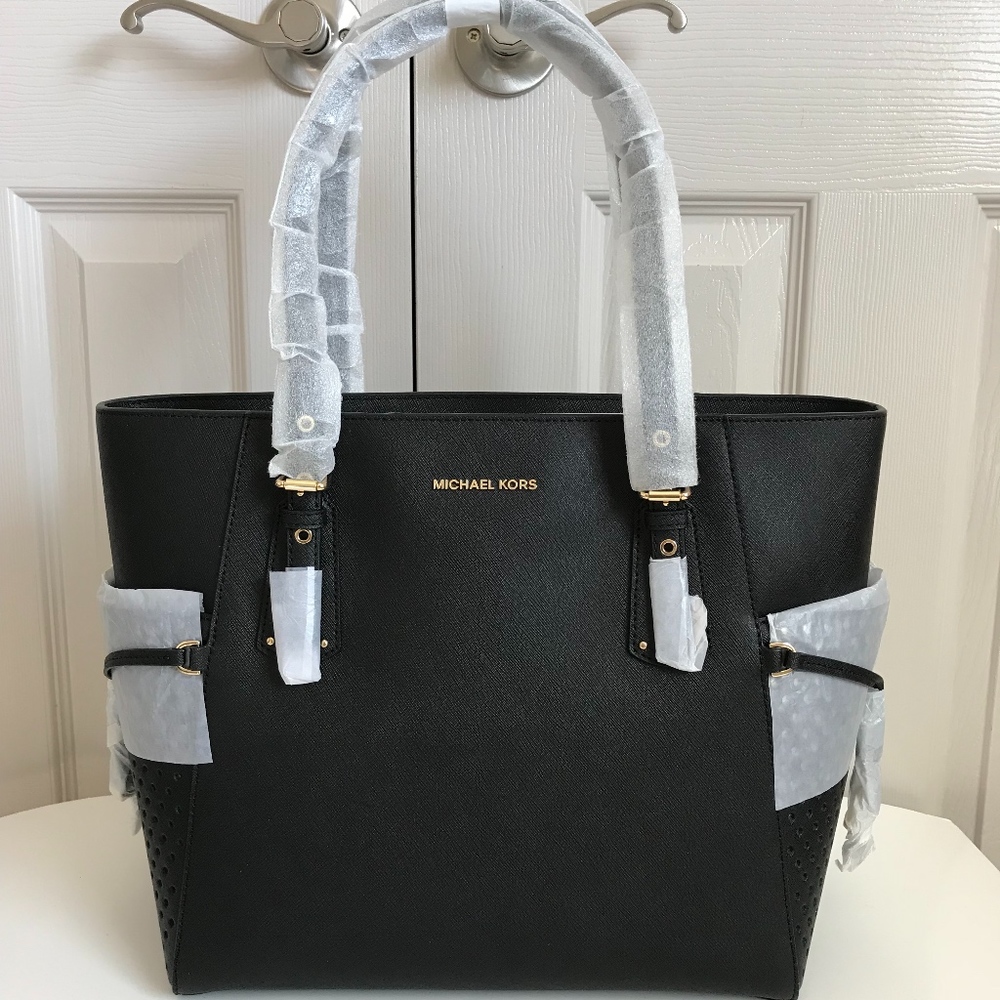 Michael Kors Voyager East West Tote